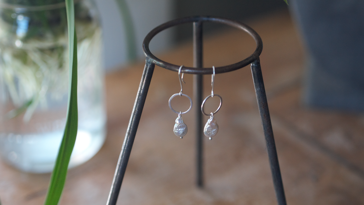 Silver Circles with Pearls Earring